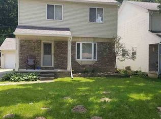 9107 Maple Rd, Clay, MI