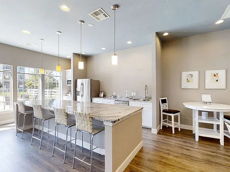 Harbin Pointe Apartment Homes — Photo 22