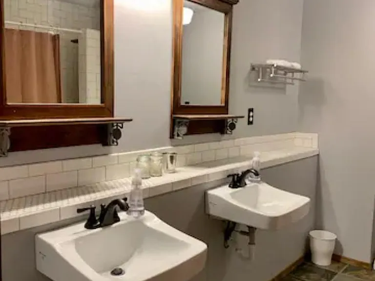 930 N Turquoise Dr — Photo 15