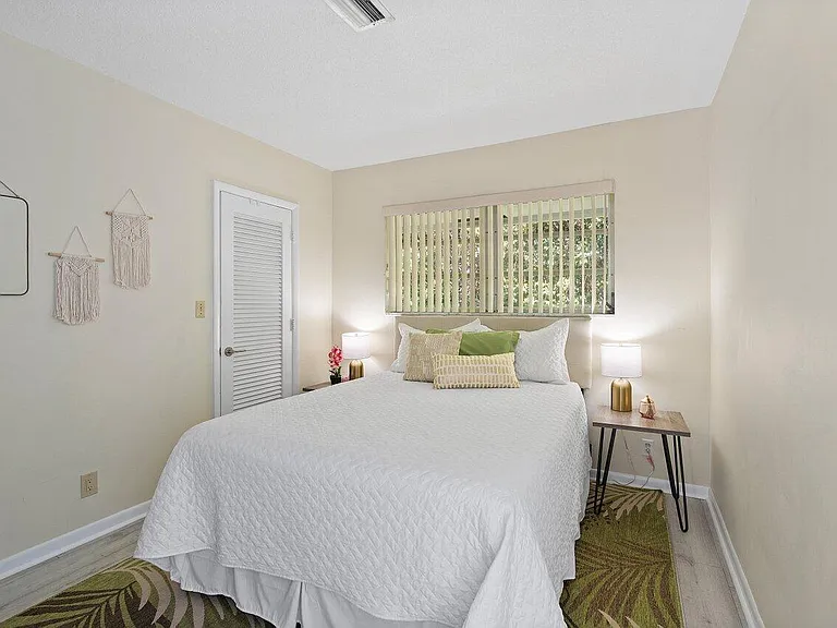 2767 Spanish River Rd — Photo 34