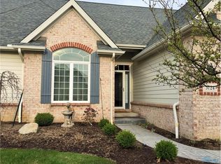 5724 Walnut Cove Rd, Sylvania, OH 43560