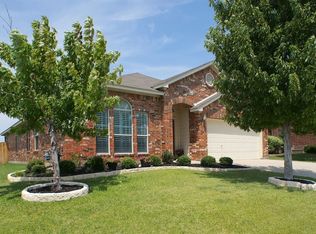 6137 Shad Dr, Fort Worth, TX 76179