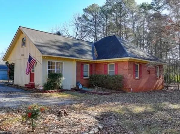 5762 Lilburn Stone Mountain Rd, Stone Mountain, GA 30087