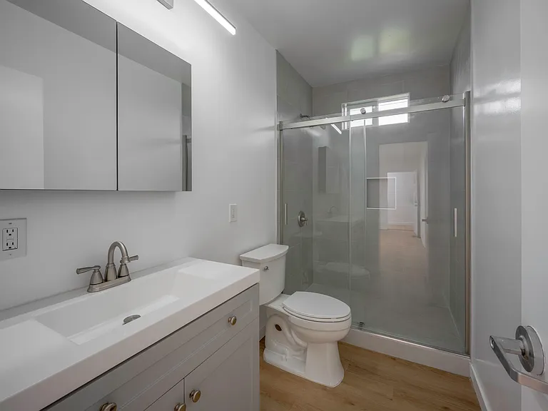 5752 La Jolla Blvd — Photo 8