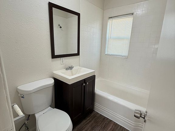 3rd image of 1512 S Casino Center Blvd APT B