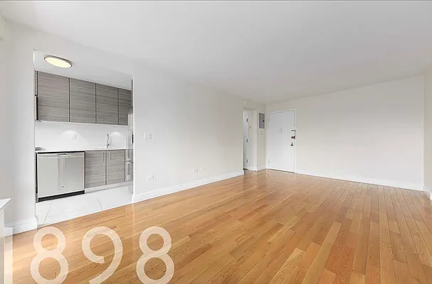 Rented by A&E Real Estate Management | media 9