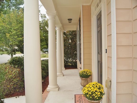 2nd image of 302 Revolution Dr