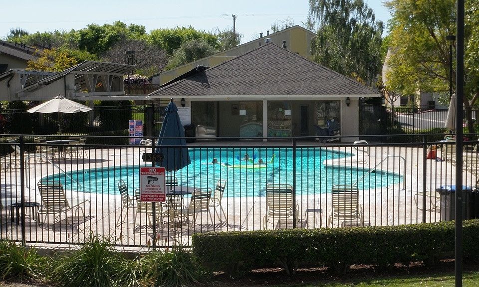 1st image of 1348 Charmwood Sq