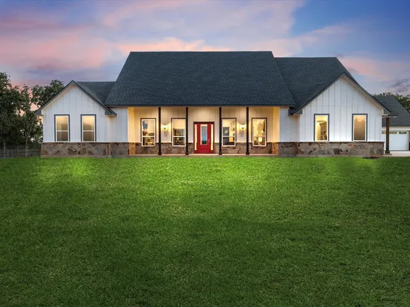8890 Fm 902, Collinsville, TX 76233