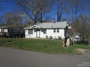 90 Pershing Rd, Asheville, NC 28805