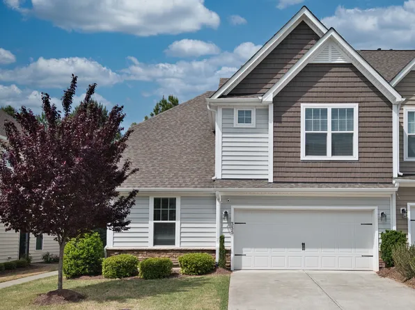 335 Acorn Hollow Pl, Durham, NC 27703