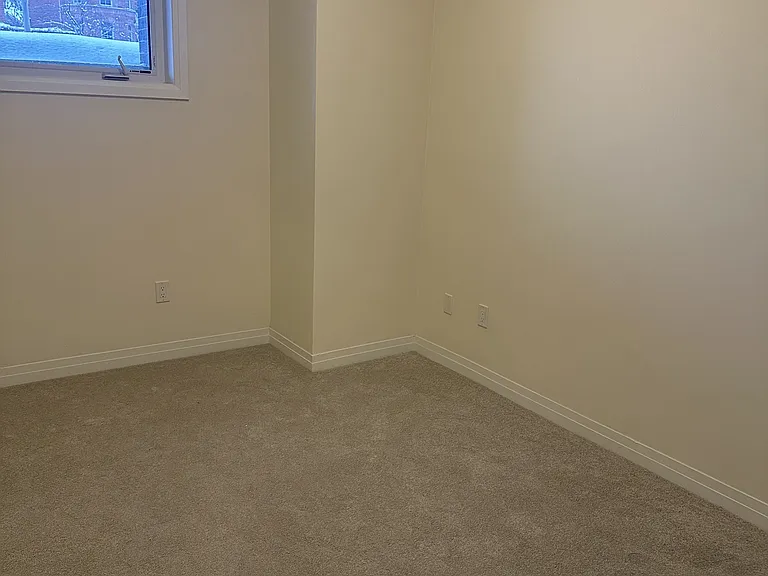 245 McLevin Ave #13 — Photo 11