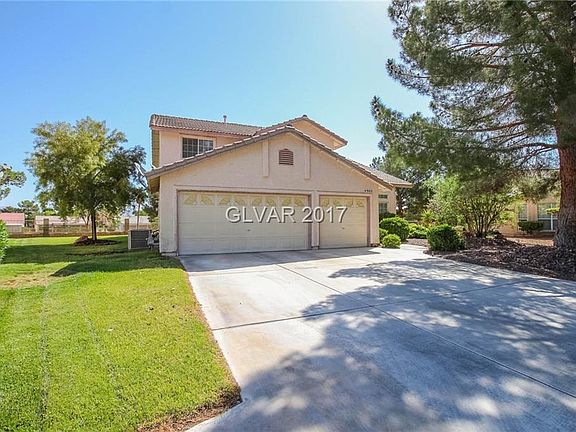 2nd image of 4900 Desert Poppy Dr