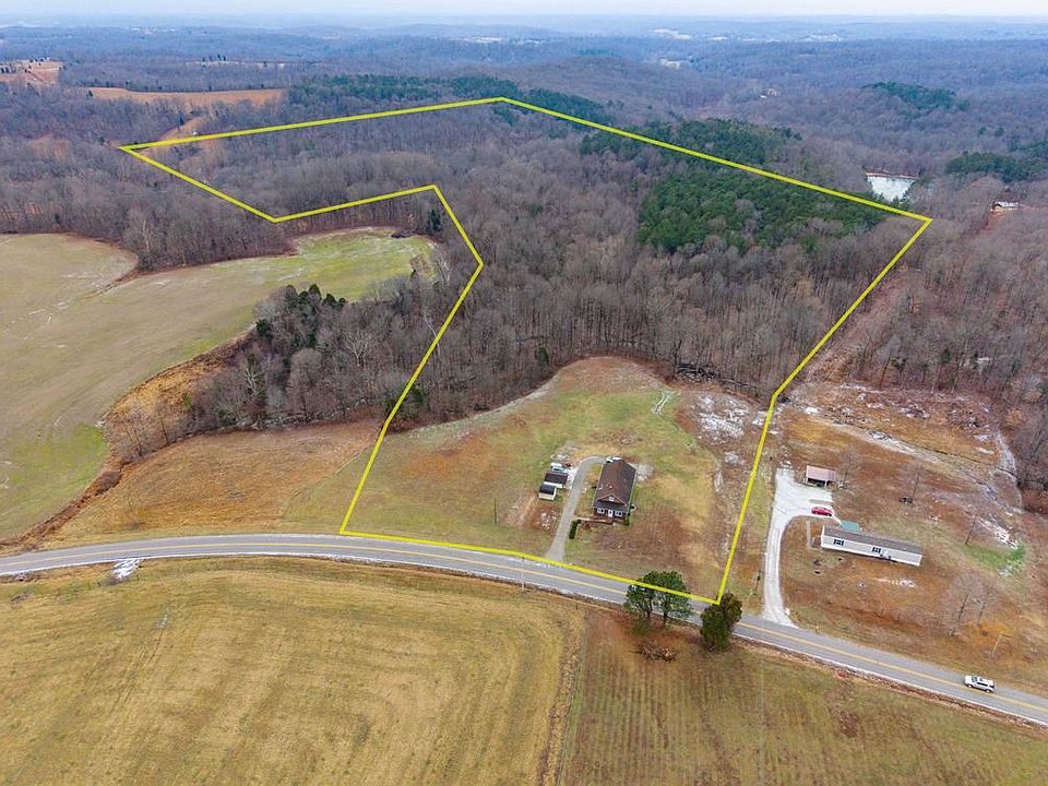 1st image of 4043 Happy Hollow Rd