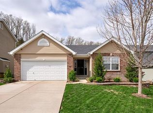 1107 Maywood Dr, Eureka, MO 63025