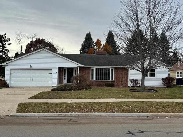 62 South Harmony Drive, Janesville, WI 53545