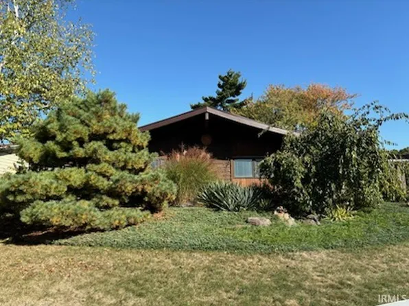 2214 Delaware Dr, West Lafayette, IN 47906