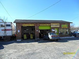 1st image of 437 W Spotswood Trl