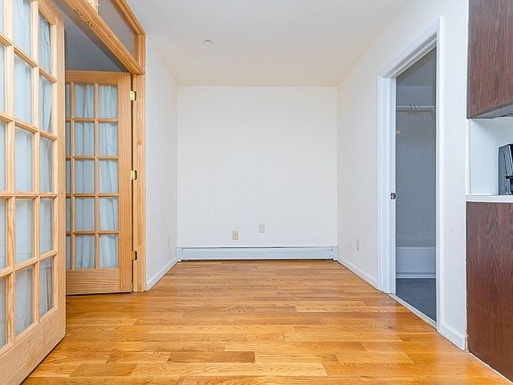 3rd image of 1369 Dekalb Ave APT 7