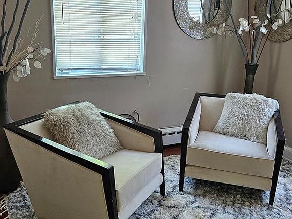 5th image of 5908 Auth Rd