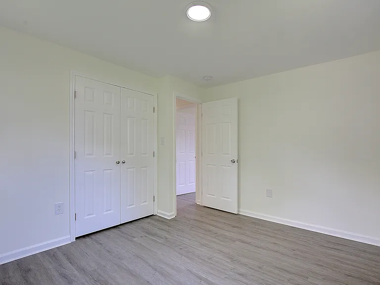 6417 Kaine Dr — Photo 28