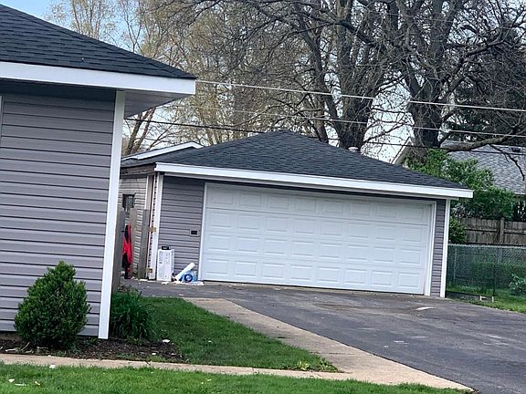 3rd image of 23522 W Bentley Dr