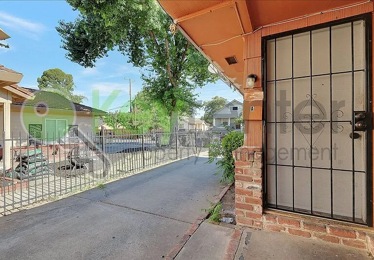 4806 Yosemite Ave #A — Photo 2