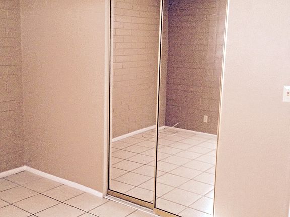 4th image of 7040 N 76th Ave APT 3