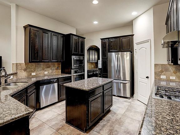 5th image of 9622 Ashmond Ln