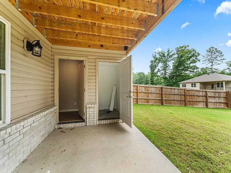 105 Pocola Dr #B — Photo 35