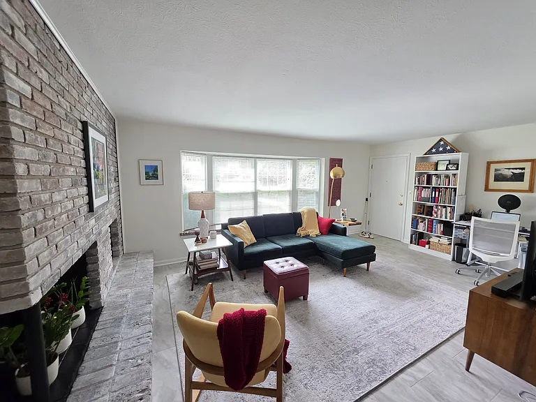 6995 Carriage Hill Dr #104 — Photo 4