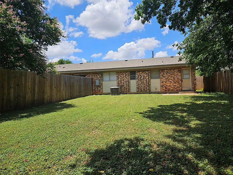 806 Ranch Rd #A — Photo 18