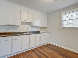 5527 Read St APT 19, North Charleston, SC 29406