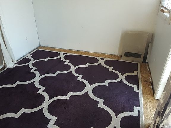 4th image of 154 Newbury St Lot 9