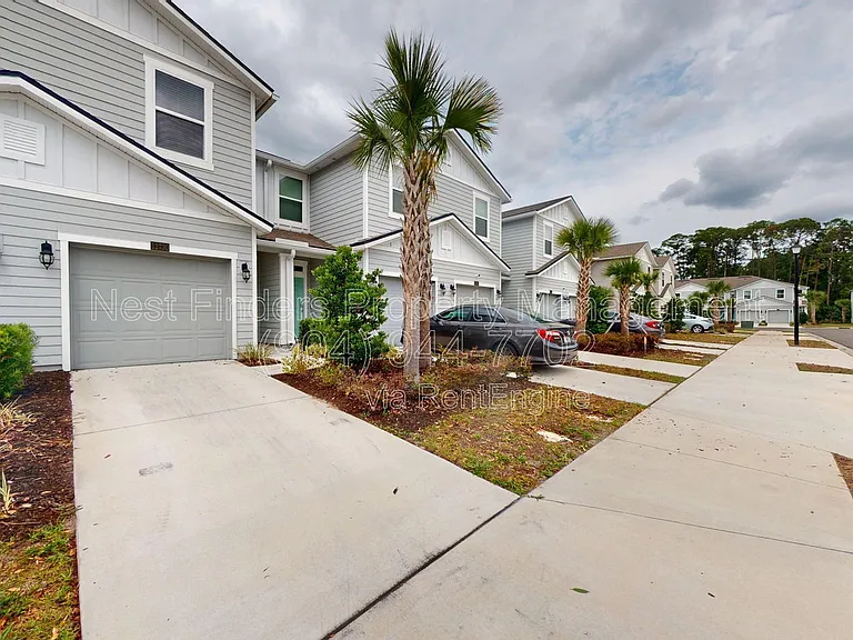 12730 Barrack Ln — Photo 2