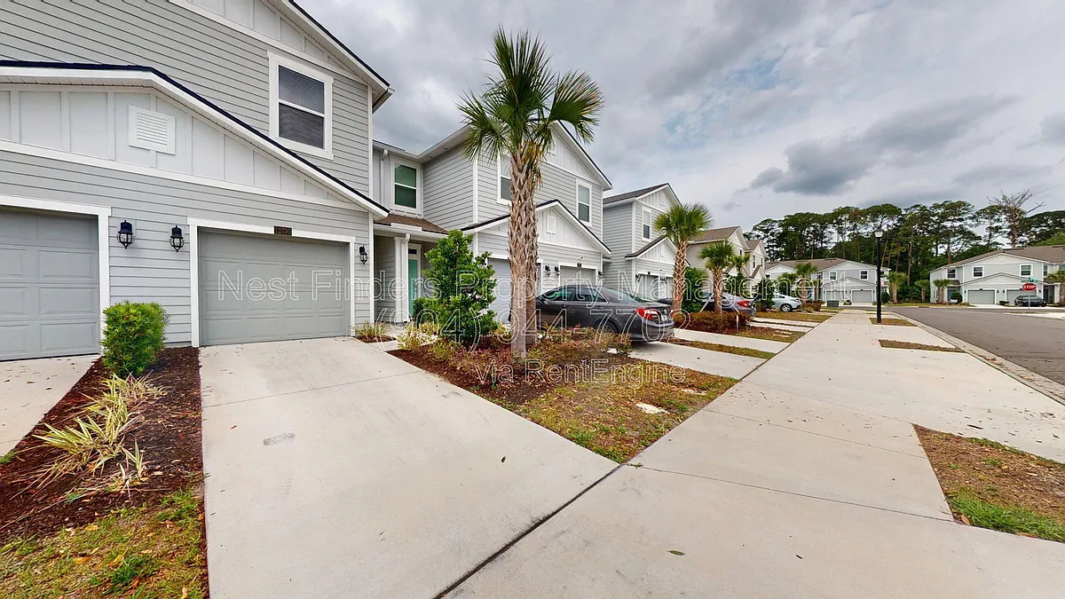 Building Photo - 12730 Barrack Ln