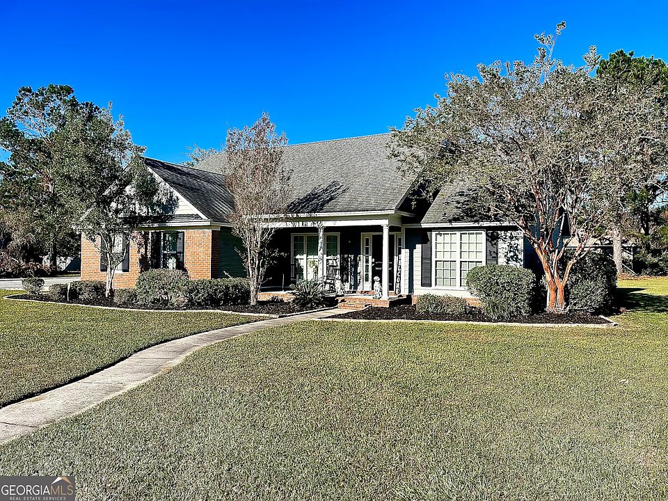 1st image of 3840 Thoreau Dr