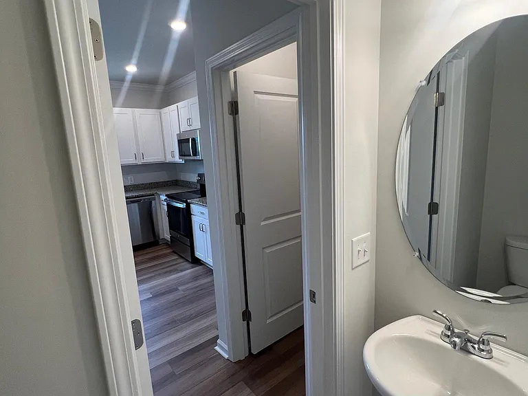 640 Cam Cir — Photo 11