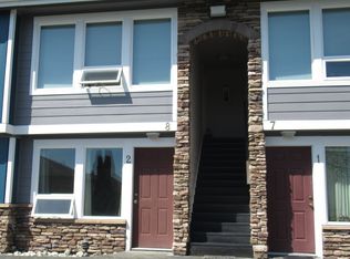 1101 29th St APT 2, Anacortes, WA 98221