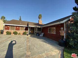 10222 Norwich Ave, Mission Hills, CA 91345