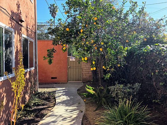 3rd image of 208 Mira Mar Ave APT 3