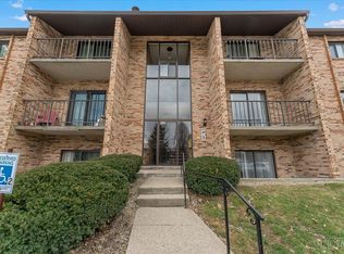 541 Davis Rd APT 8, Cincinnati, OH 45255