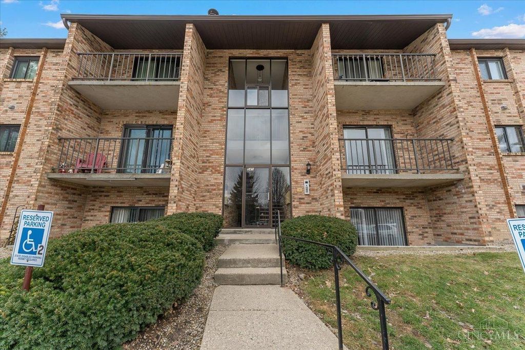 Real estate listing image