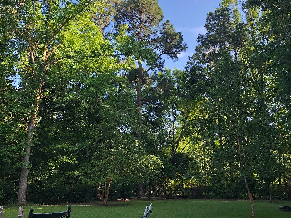2nd image of 4037 Glen Arbor Dr