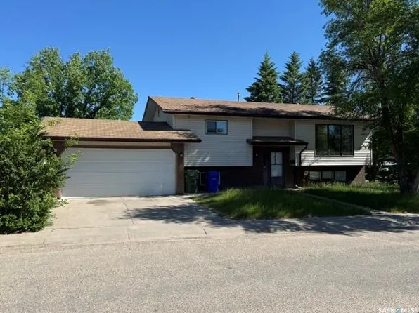 1498 Lacroix STREET, Prince Albert, SK S6V 7T8