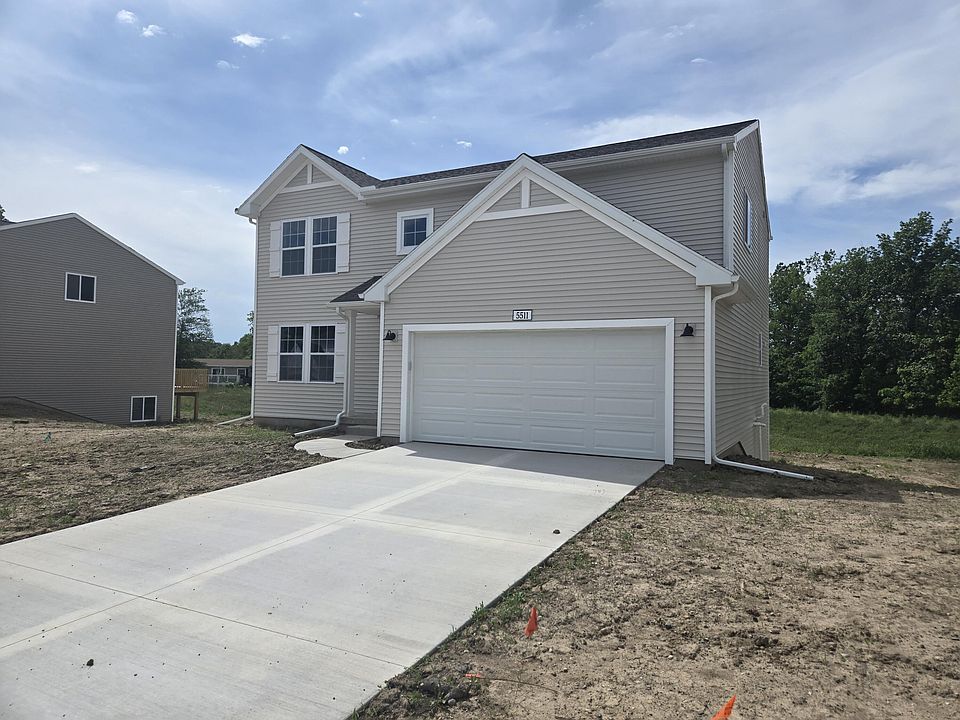 1st image of 5511 Mammoth Dr SE