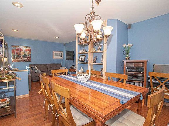 4th image of 289 Higbie Ln