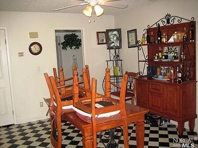 5th image of 715 Marsh Dr