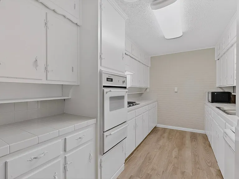 1016 Sproles Dr — Photo 19