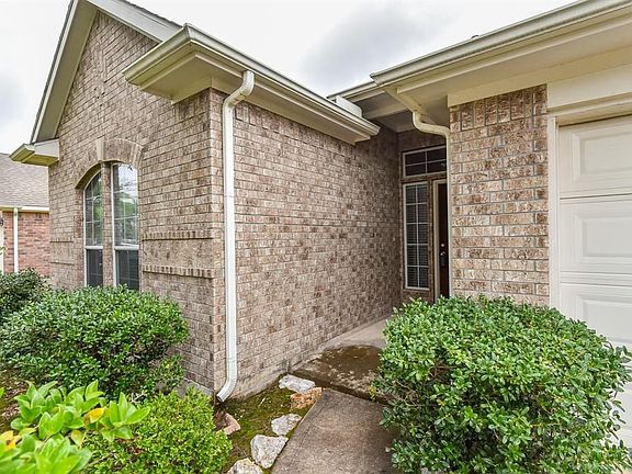 2nd image of 2623 Emerald Springs Ct